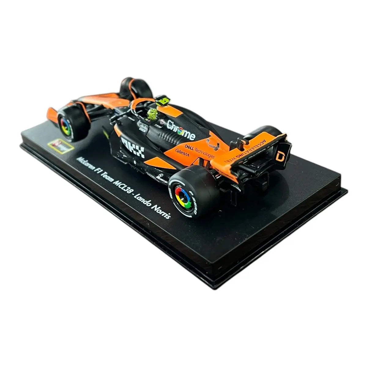 Miniatura 1:43 Mclaren MCL38 (2024) - 13cm