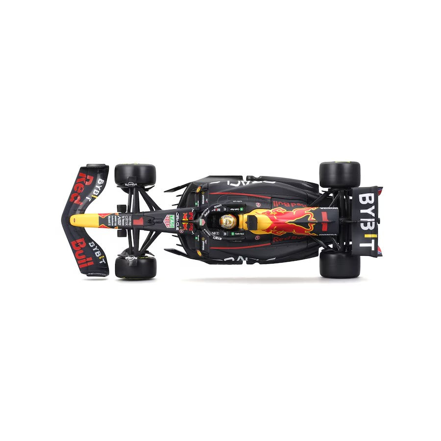 Miniatura 1:24 Red Bull Racing RB18 (2022) - 24cm