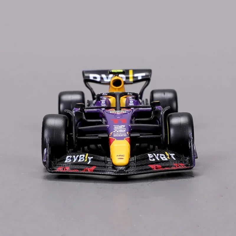 Miniatura 1:43 Red Bull Racing RB19 Las Vegas (2023) - 13cm