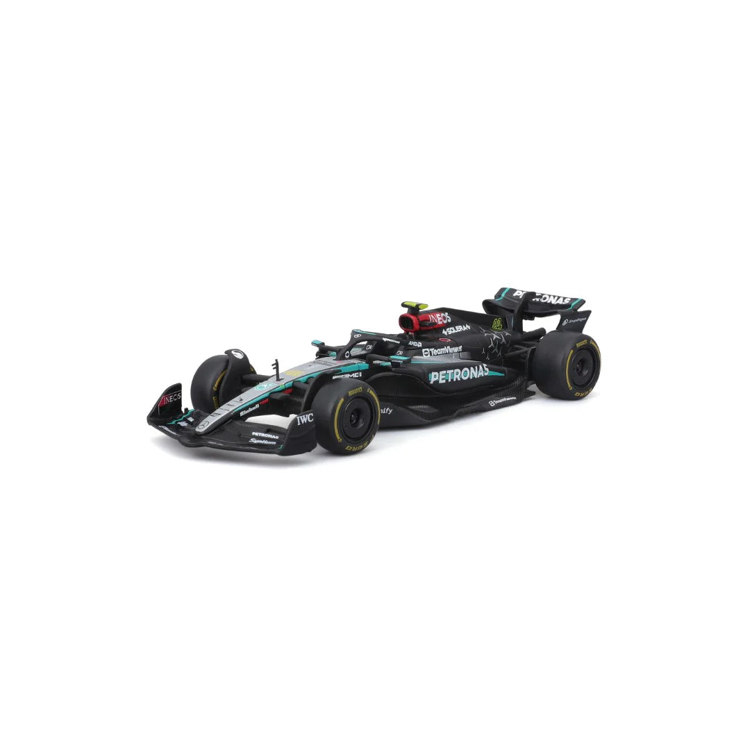 Miniatura 1:43 Mercedes AMG Petronas W15 (2024) - 13cm