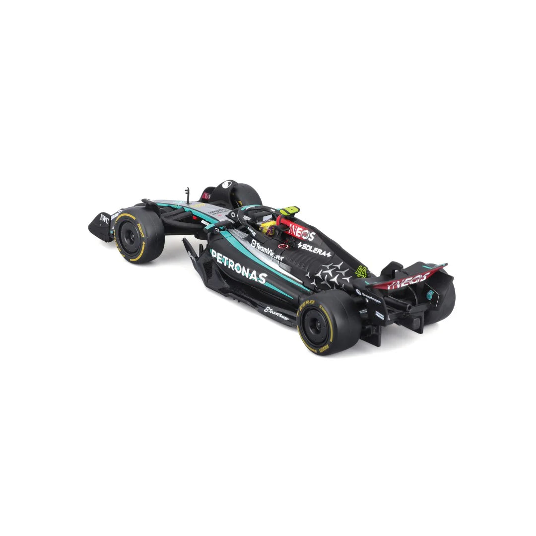 Miniatura 1:43 Mercedes AMG Petronas W15 (2024) - 13cm