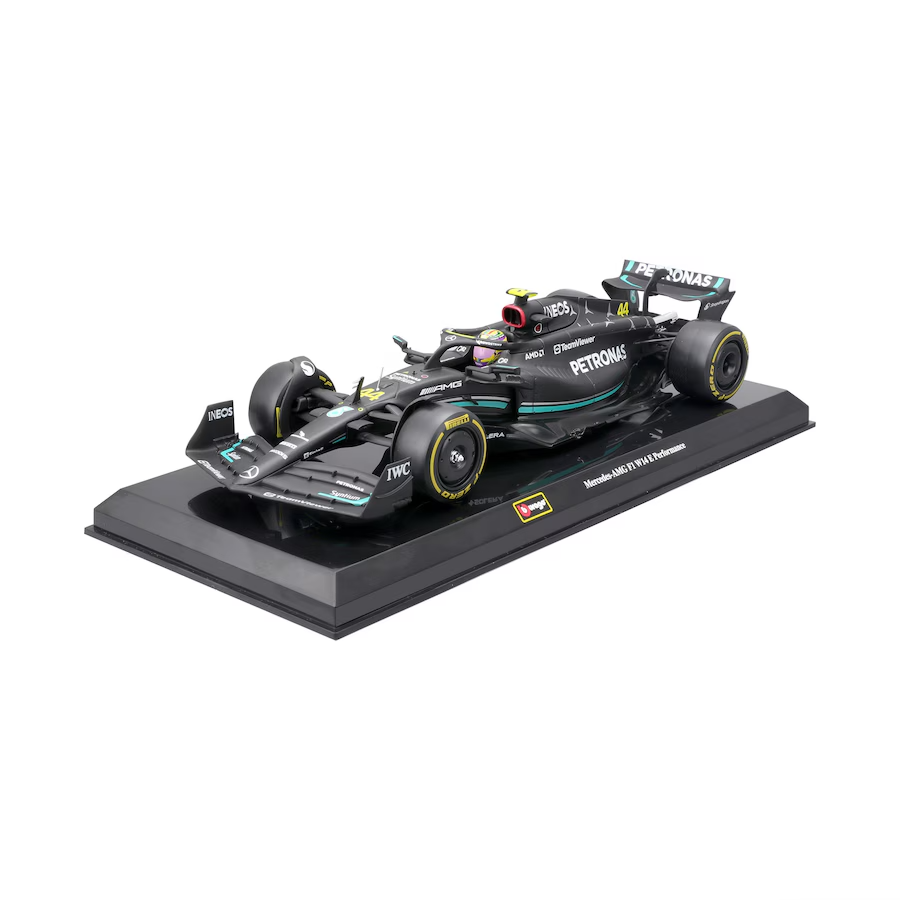 Miniatura 1:24 Mercedes AMG Petronas W14 (2023) - 24cm