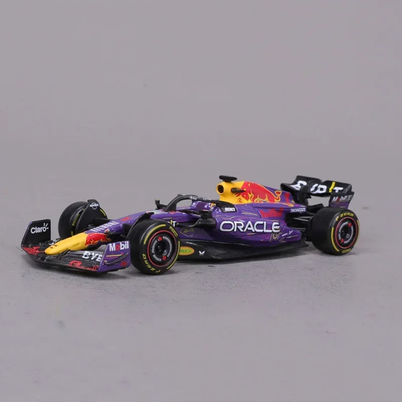 Miniatura 1:43 Red Bull Racing RB19 Las Vegas (2023) - 13cm
